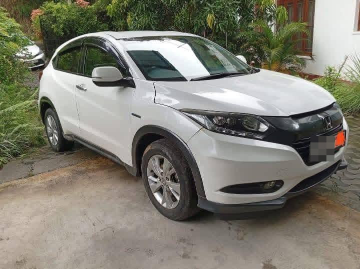 Honda Vezel 2014 ads-image-1