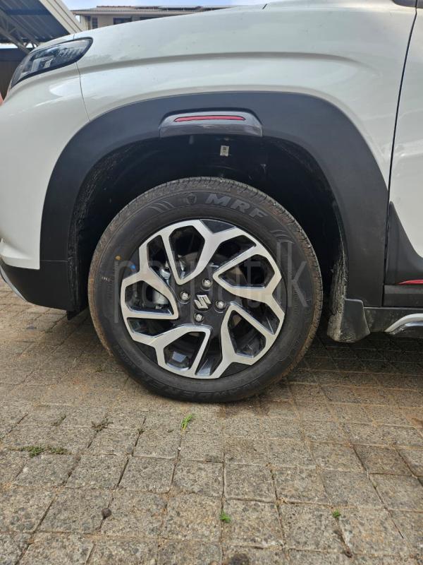 Advertisement image 3