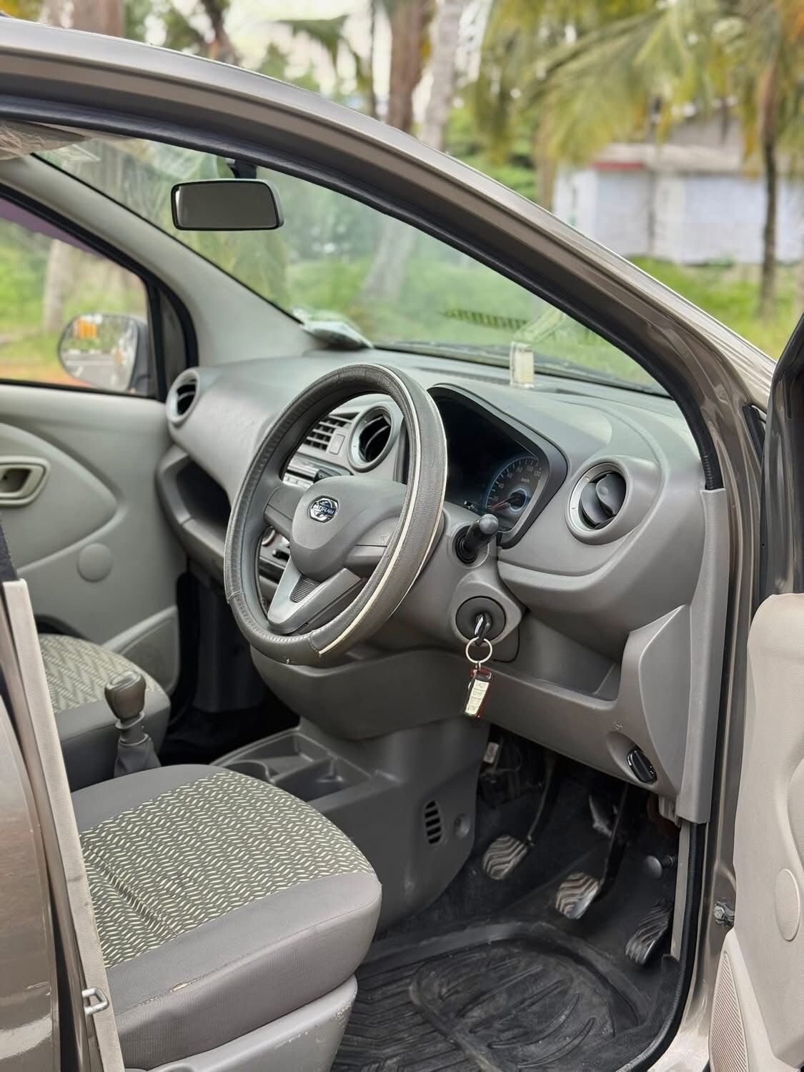 Datsun Redi Go 2016 - Used Car sale in Sri Lanka - patpat.lk