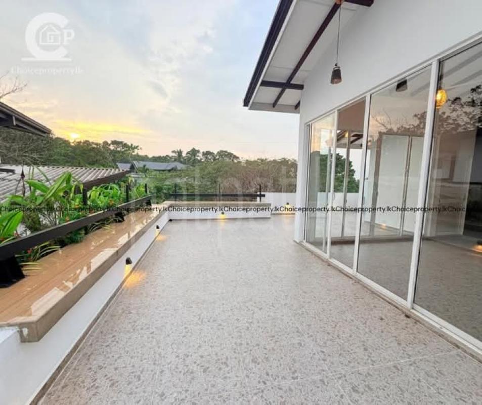 House for Sale in Talawatugoda ads-image-1