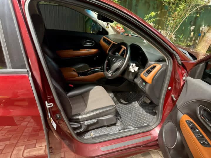 Honda Vezel 2014 - Used SUV sale in Sri Lanka - patpat.lk