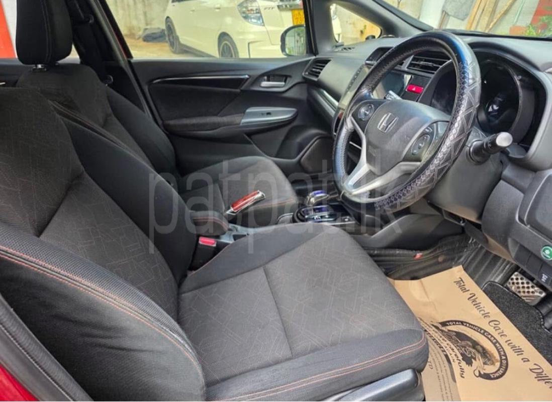 Advertisement image 6