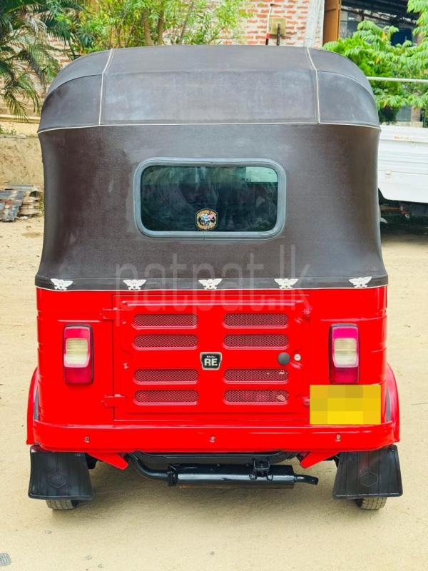 Bajaj Three Wheel 2016 - பயன்படுத்தப்பட்டது முச்சக்கர வண்டி sale in Sri Lanka - patpat.lk