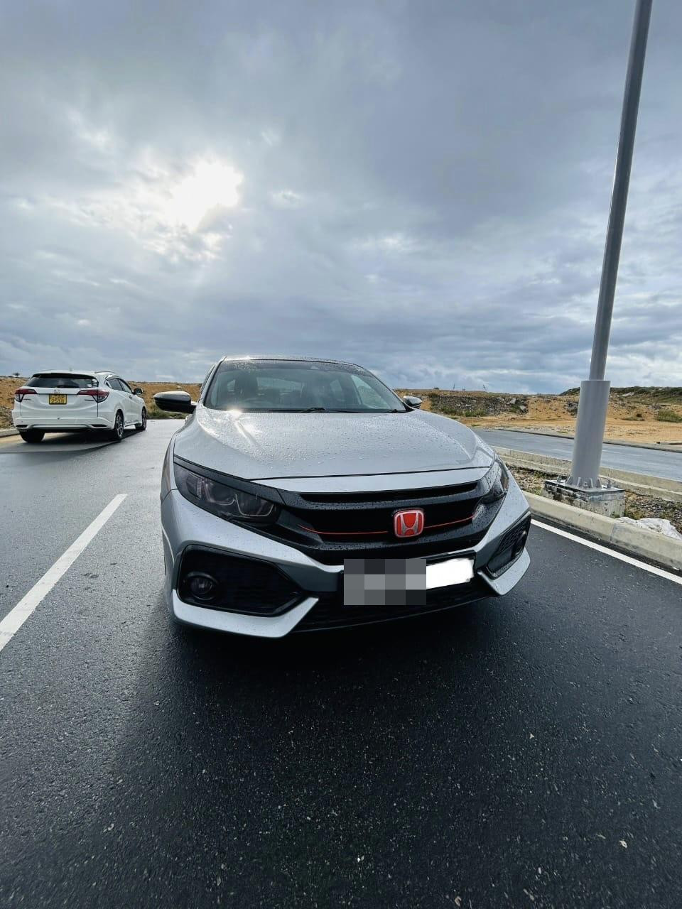 Honda Civic 2017 ads-image-1