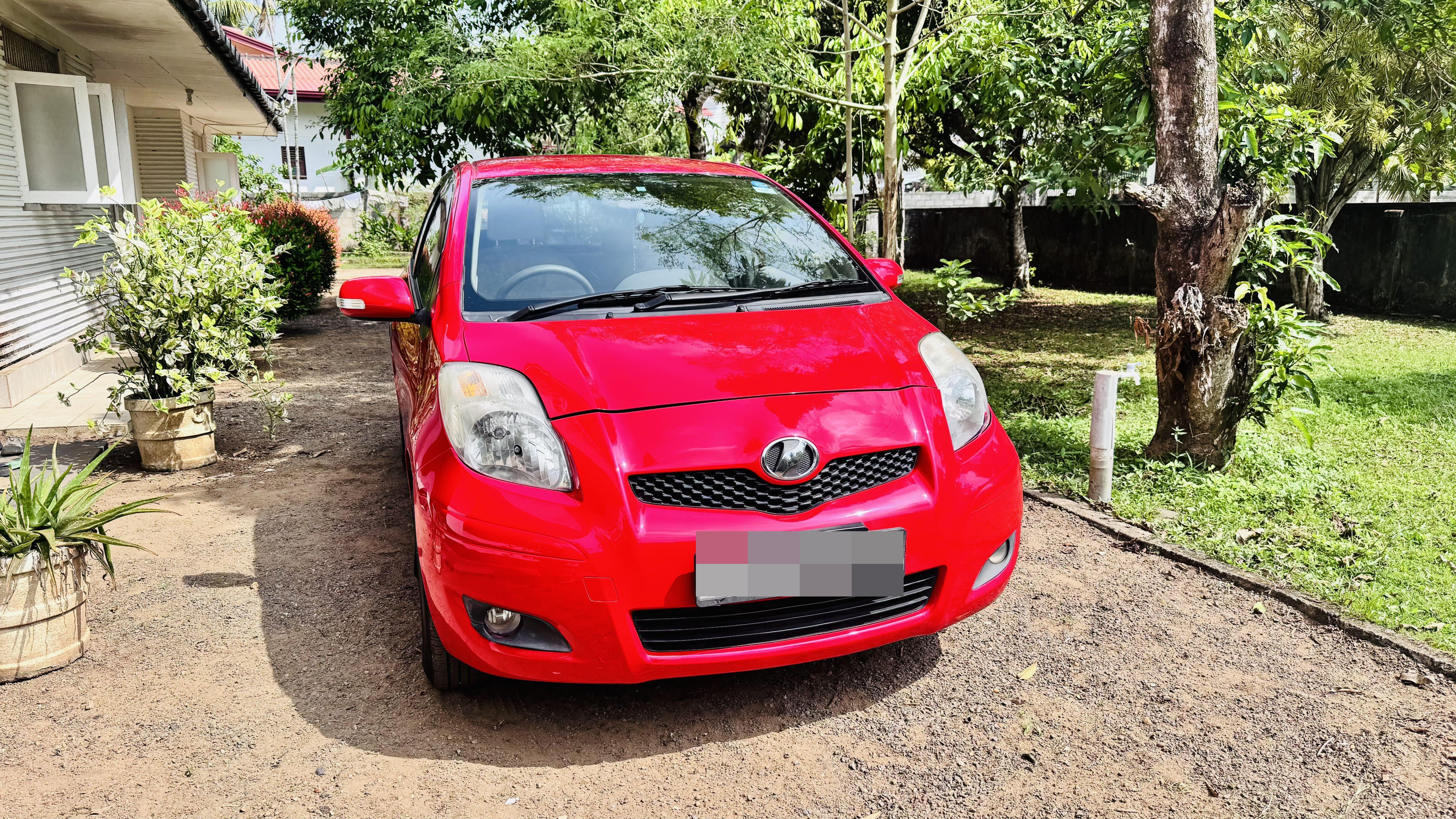 Toyota Vitz 2008 ads-image-1