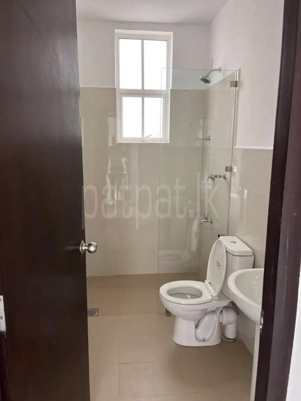 House for Rent in Yakkala ads-image-1