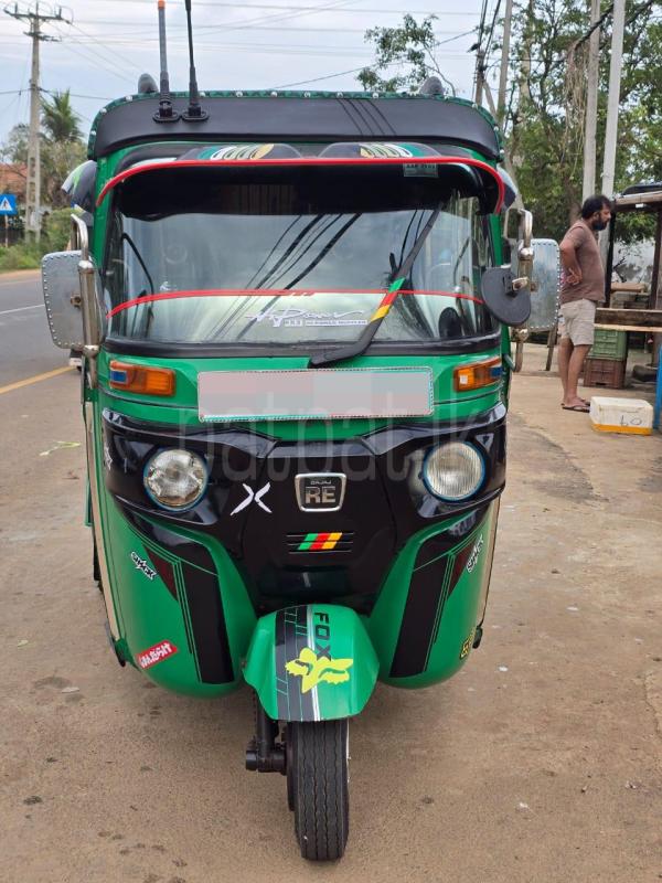 Bajaj Three Wheel 2014 - பயன்படுத்தப்பட்டது முச்சக்கர வண்டி sale in Sri Lanka - patpat.lk