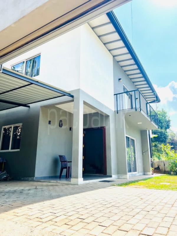 House for Sale in Panagoda ads-image-1