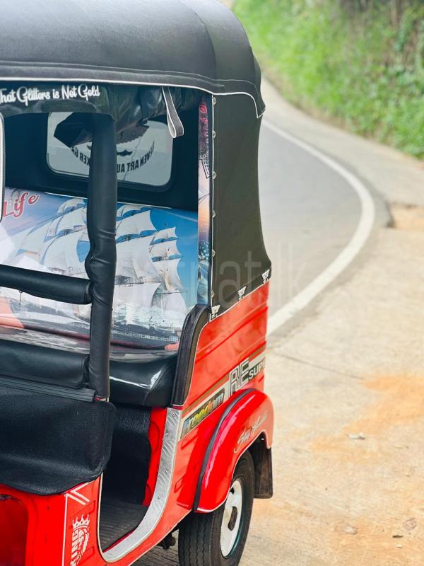 Bajaj 4 stroke 2012 - Used Three wheeler sale in Sri Lanka - patpat.lk