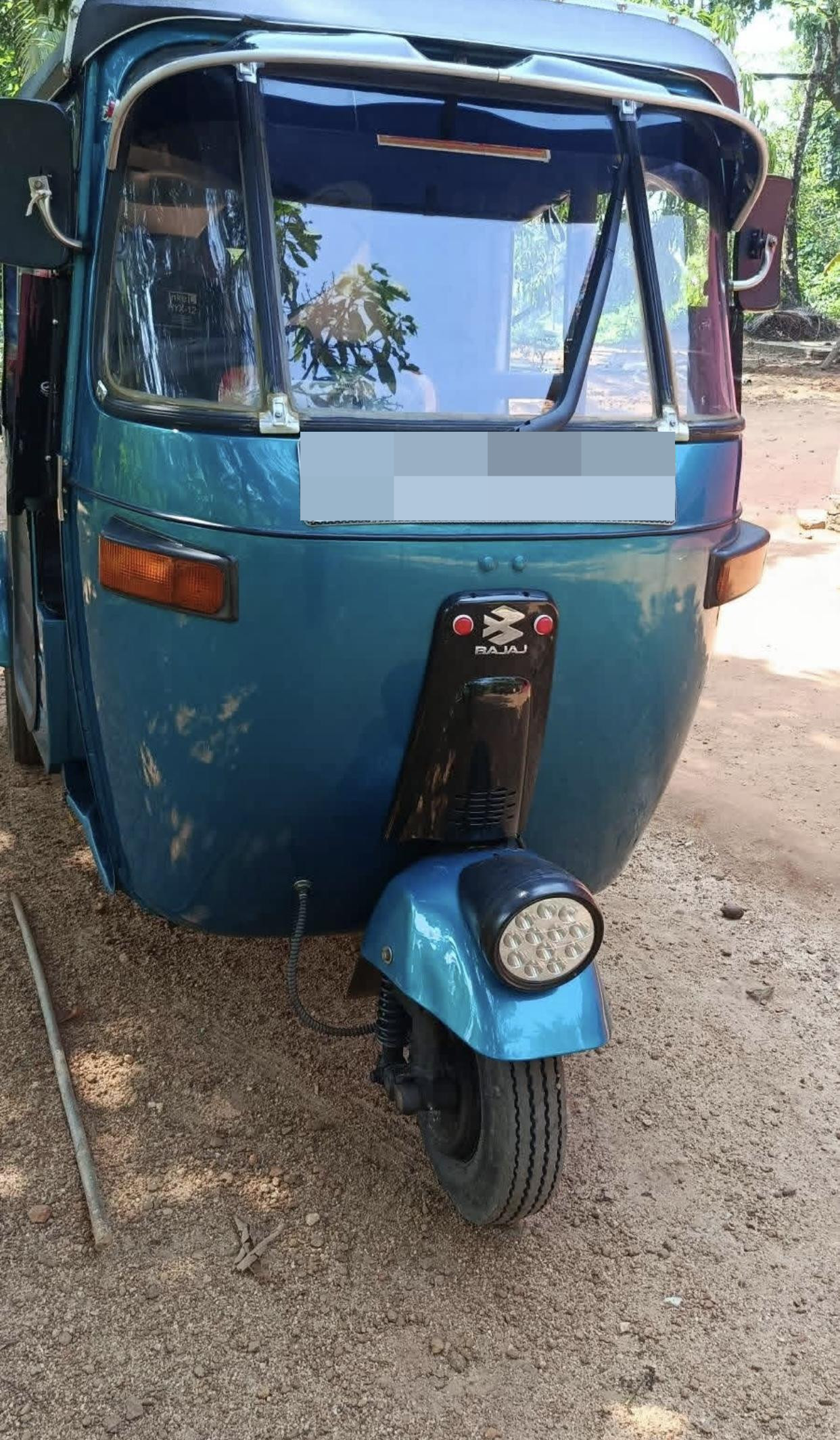 Bajaj Three Wheel 2012 - பயன்படுத்தப்பட்டது முச்சக்கர வண்டி sale in Sri Lanka - patpat.lk