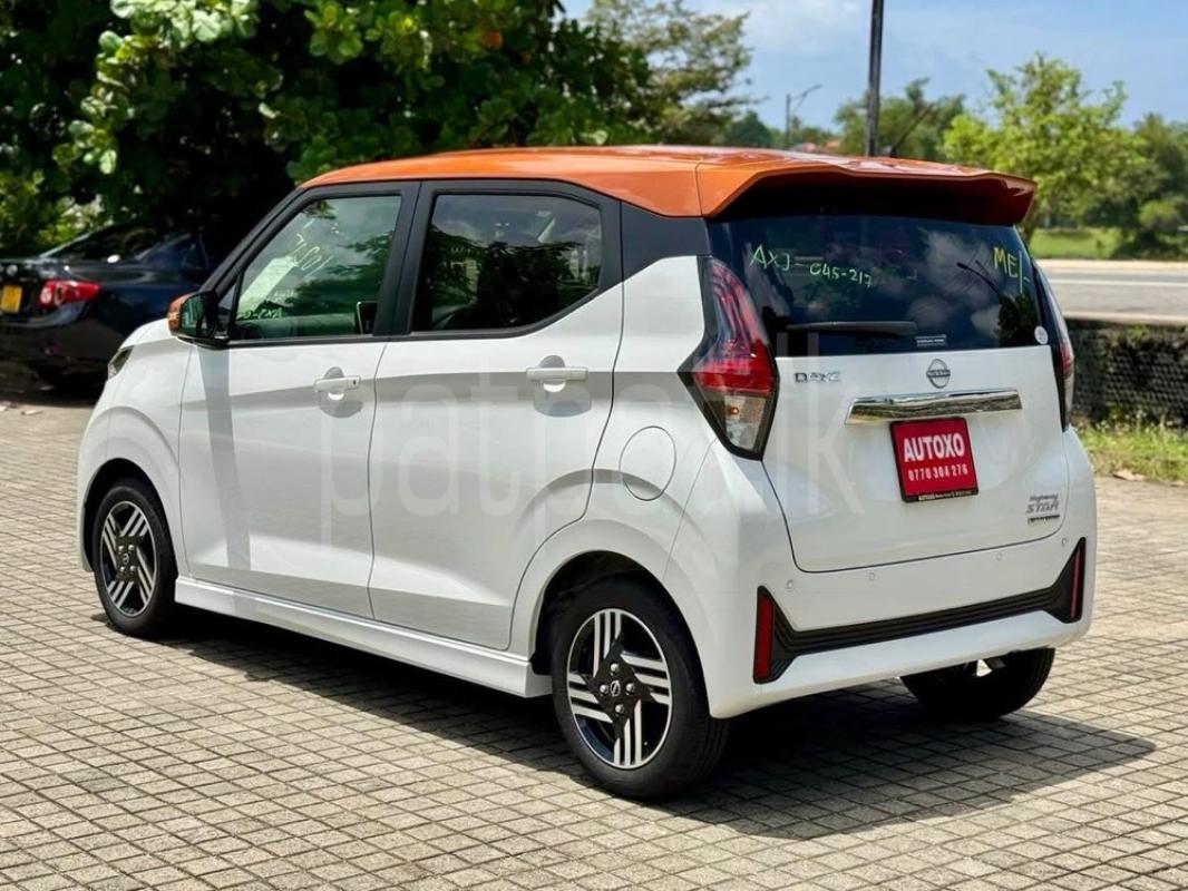 Advertisement image 5