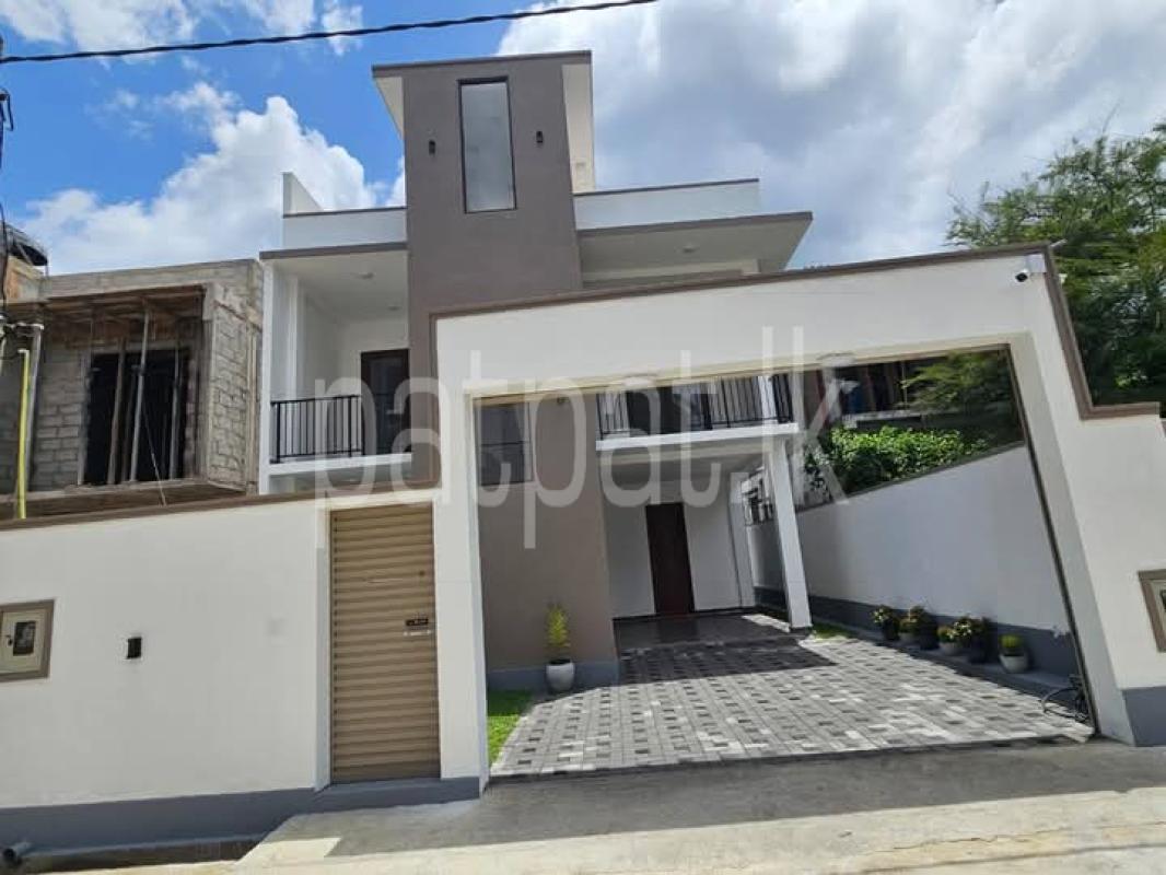 Advertisement image 3