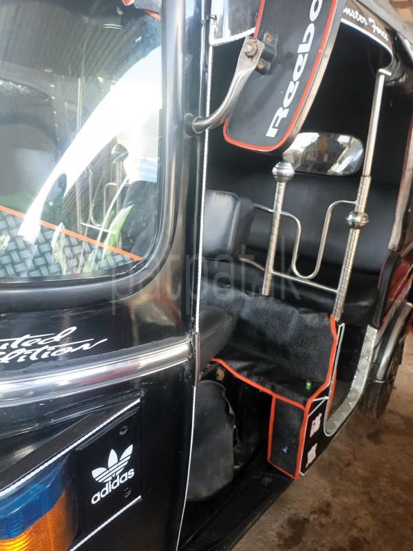 Bajaj 4 stroke 2012 - பயன்படுத்தப்பட்டது முச்சக்கர வண்டி sale in Sri Lanka - patpat.lk