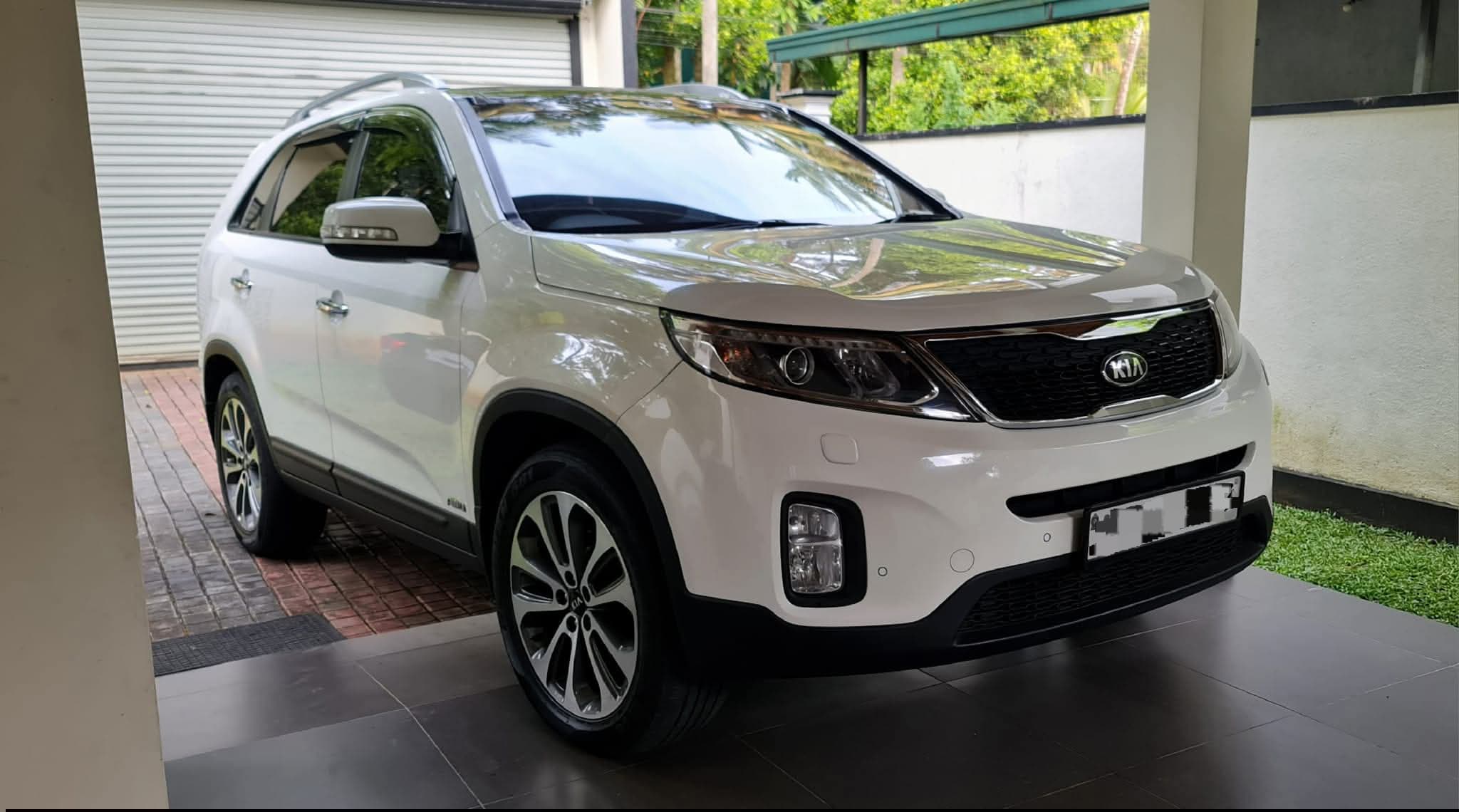 KIA Sorento 2013 ads-image-1