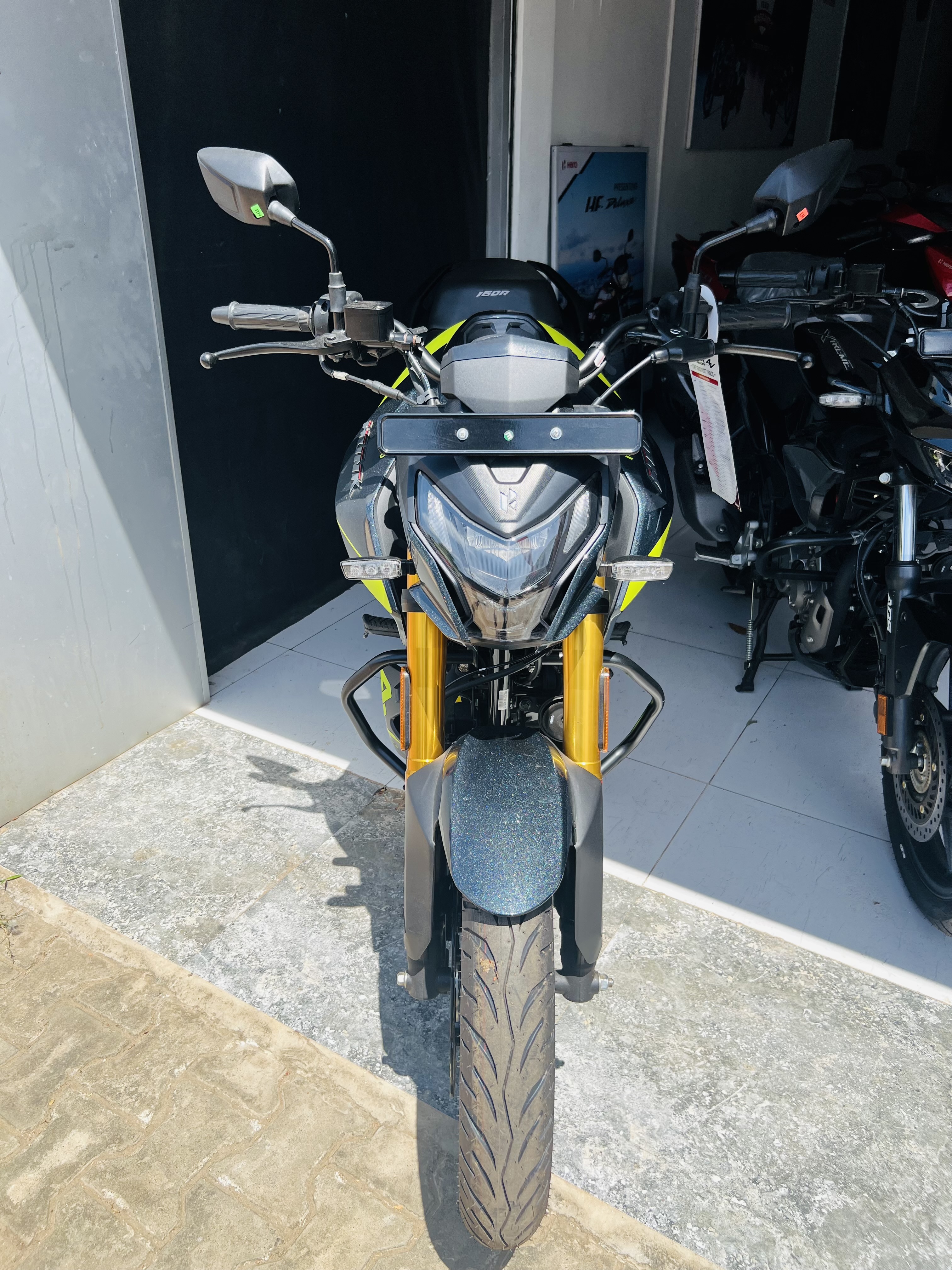 Hero Hunk 2026 - Brand New Bike sale in Sri Lanka - patpat.lk