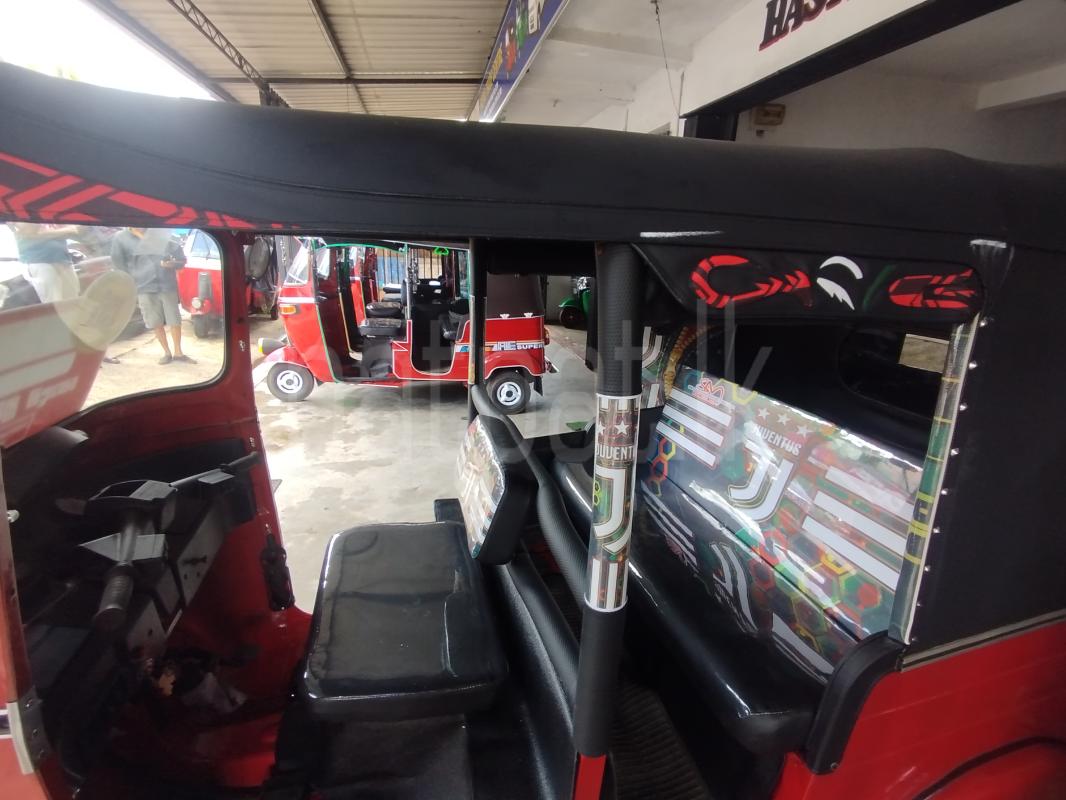 Bajaj Three Wheel 2010 - Used Three wheeler sale in Sri Lanka - patpat.lk
