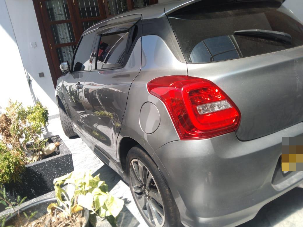 Suzuki Swift 2017 - பயன்படுத்தப்பட்டது கார் sale in Sri Lanka - patpat.lk