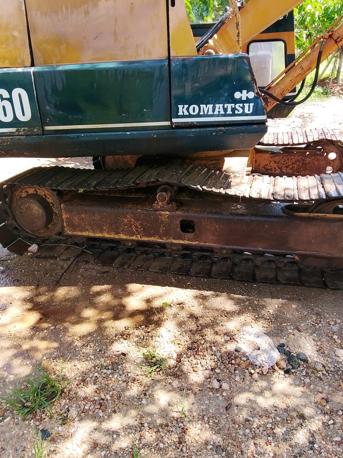 Komatsu Excavator 2015 - பயன்படுத்தப்பட்டது கனரக sale in Sri Lanka - patpat.lk