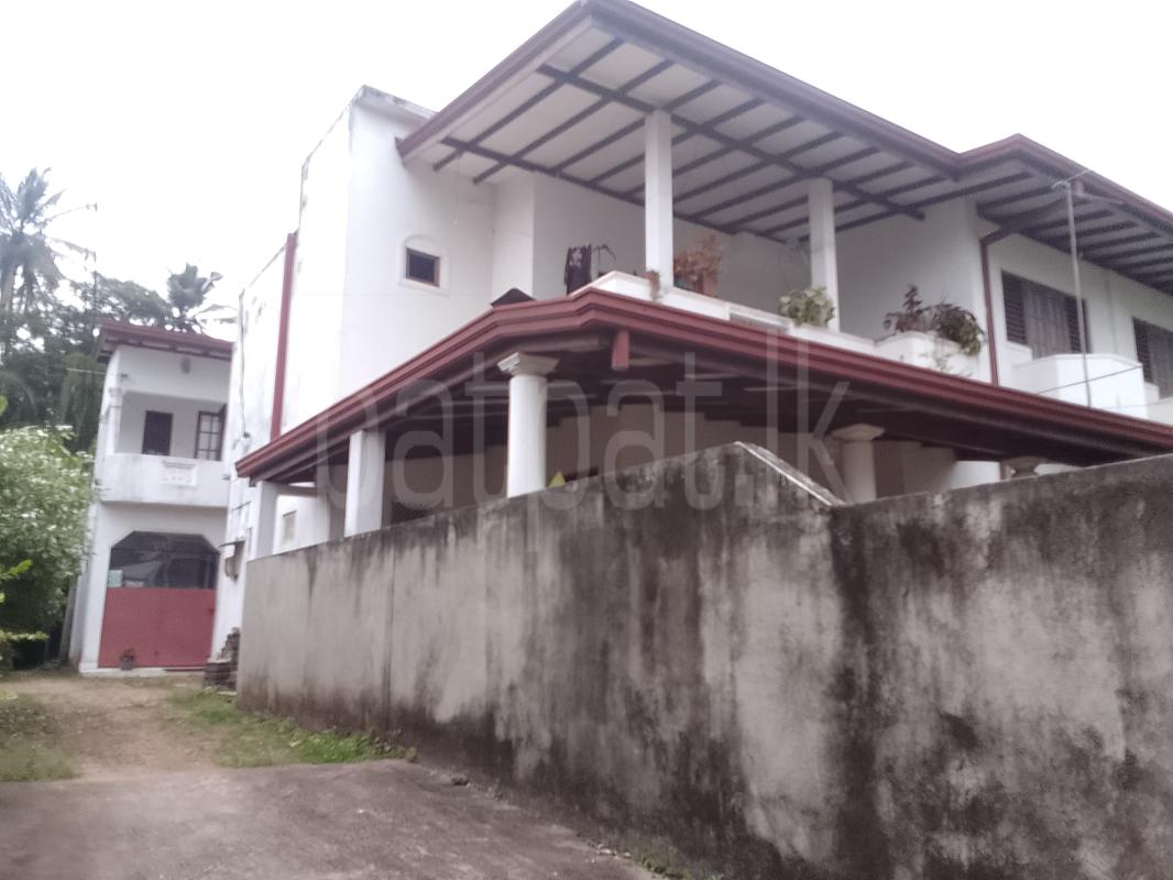 House for Sale in Boralesgamuwa ads-image-1