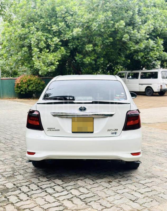 Toyota Axio 2017 - Used Car sale in Sri Lanka - patpat.lk