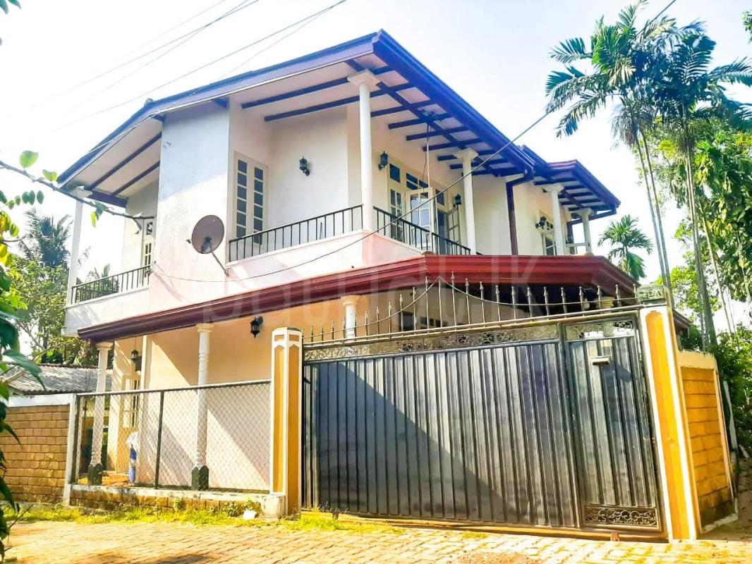 House for Sale in Pannipitiya ads-image-1