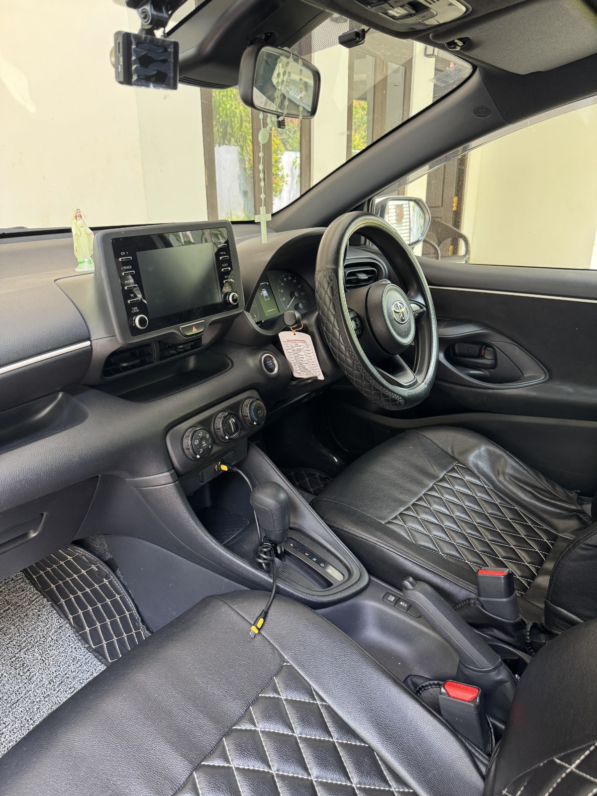 Toyota Yaris 2023 - Used Car sale in Sri Lanka - patpat.lk