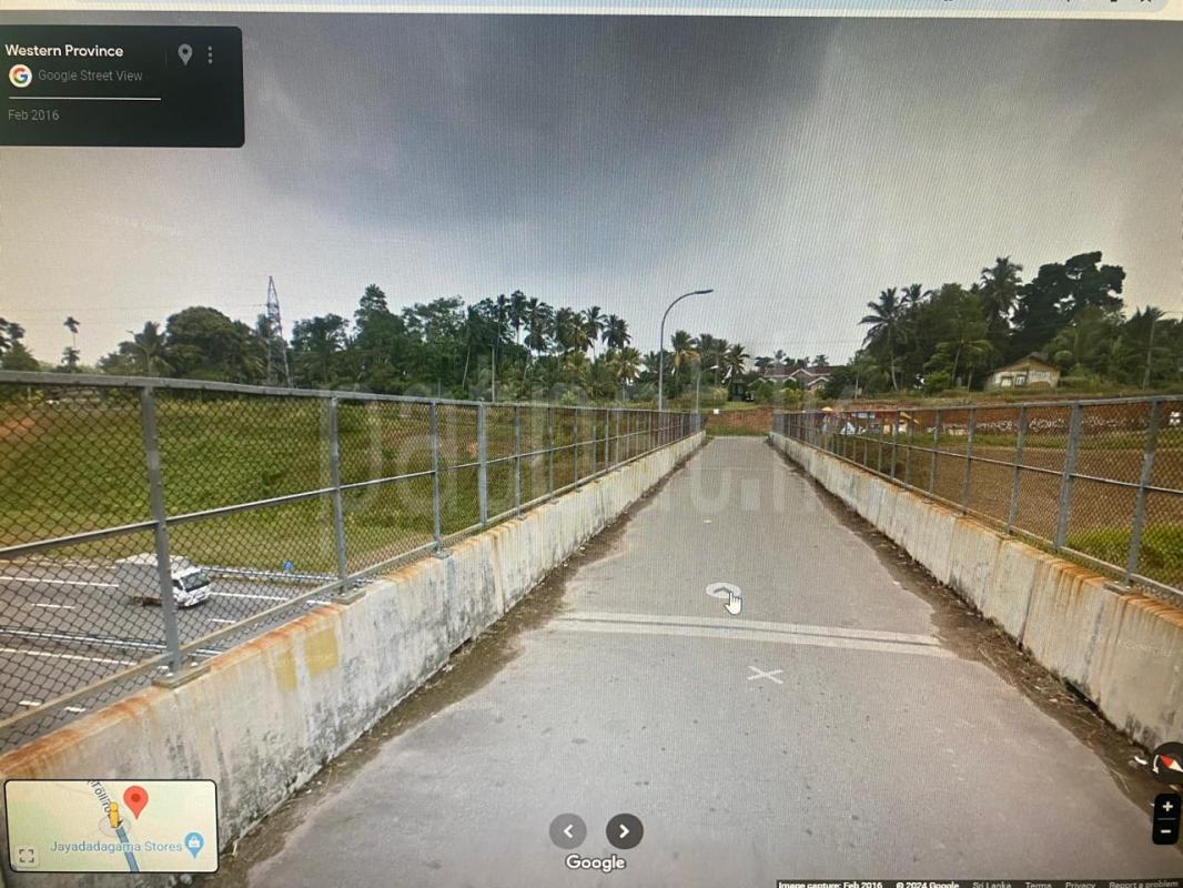 Advertisement image 5