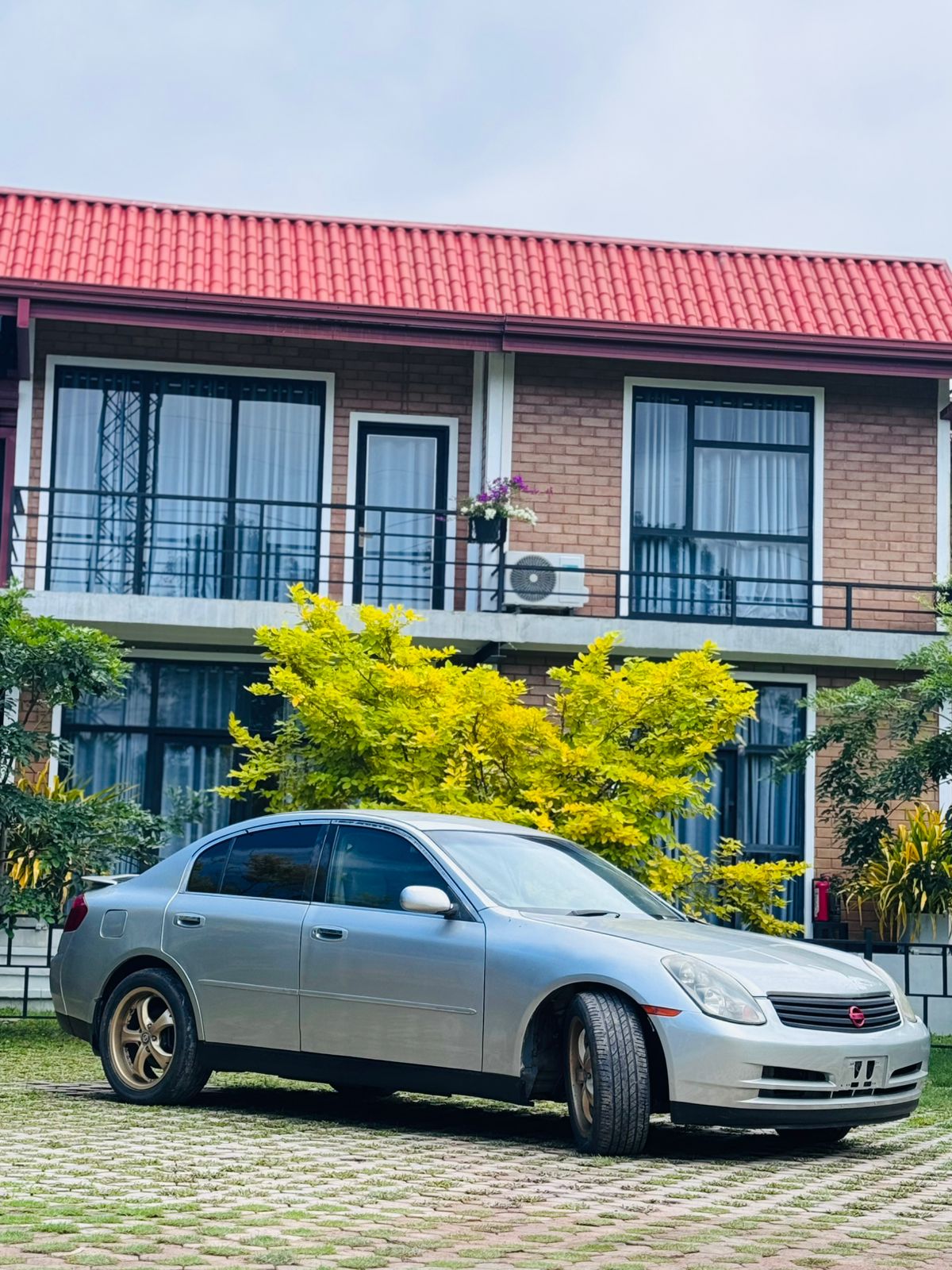 Nissan Skyline 2003 - Used Car sale in Sri Lanka - patpat.lk