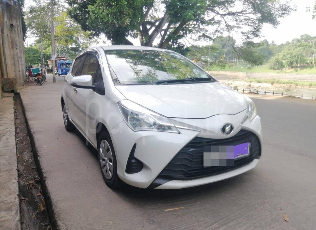 Toyota Vitz 2018 - பயன்படுத்தப்பட்டது கார் sale in Sri Lanka - patpat.lk