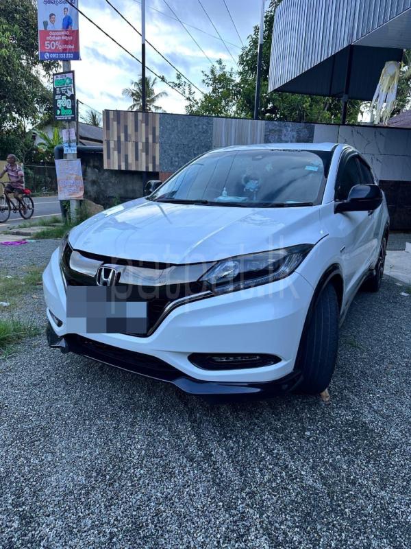 Honda Vezel 2017 - பயன்படுத்தப்பட்டது SUV sale in Sri Lanka - patpat.lk