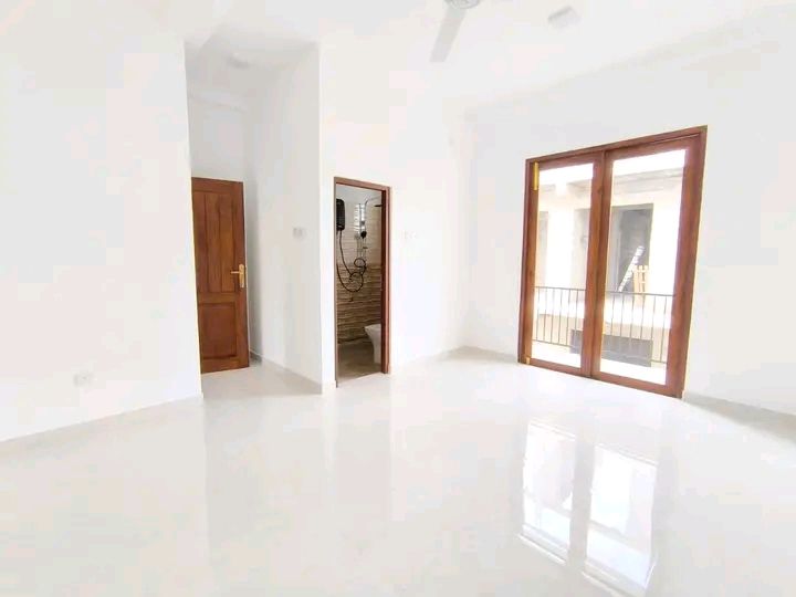 House for Sale in Athurugiriya