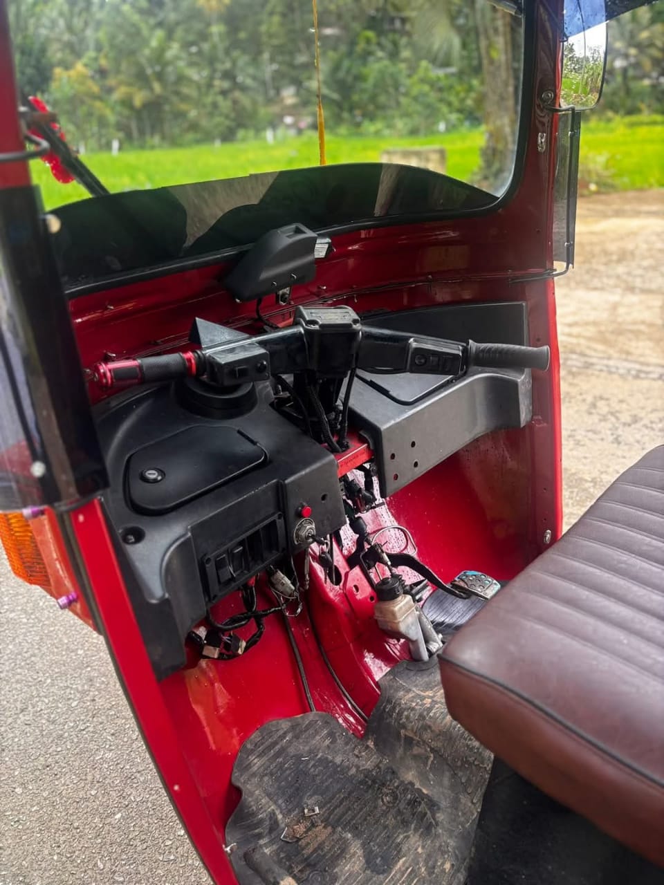 Bajaj Three Wheel 2011 - Used Three wheeler sale in Sri Lanka - patpat.lk