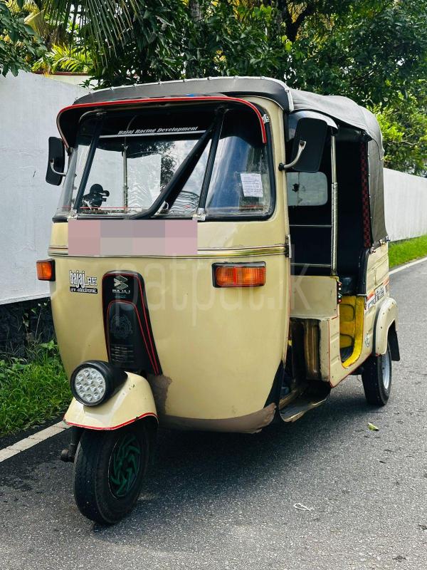 Bajaj 2 stroke 1998 - பயன்படுத்தப்பட்டது முச்சக்கர வண்டி sale in Sri Lanka - patpat.lk