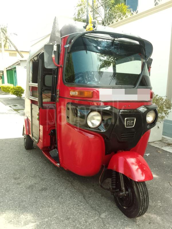 Bajaj Three Wheel 2019 - பயன்படுத்தப்பட்டது முச்சக்கர வண்டி sale in Sri Lanka - patpat.lk