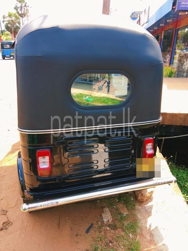 Bajaj Three Wheel 2010 - பயன்படுத்தப்பட்டது முச்சக்கர வண்டி sale in Sri Lanka - patpat.lk