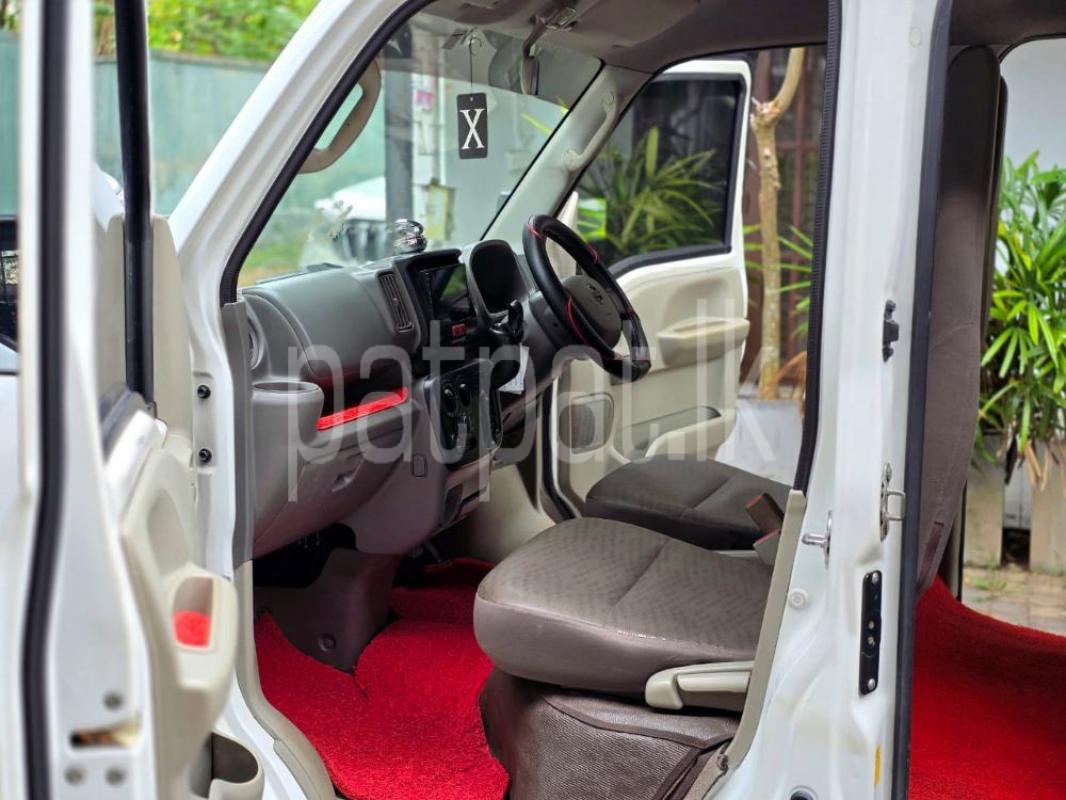 Advertisement image 6