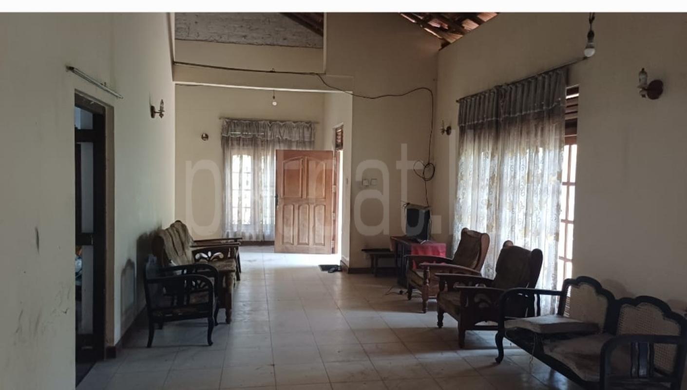 House for Sale in Moratuwa ads-image-1