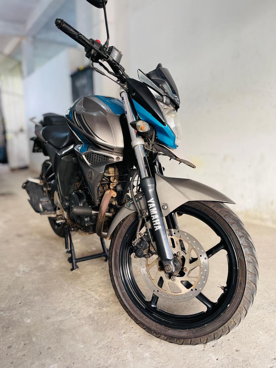 Yamaha FZ 2017 ads-image-1