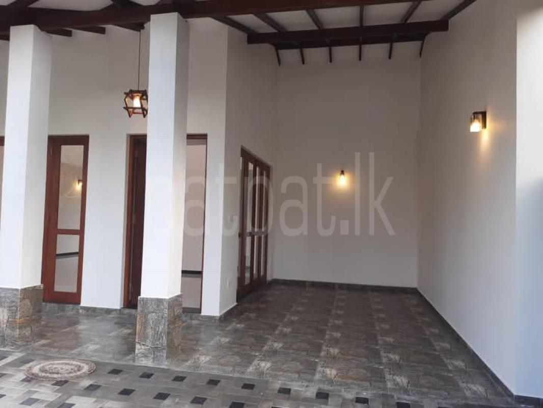 House for Sale in Nugegoda ads-image-1