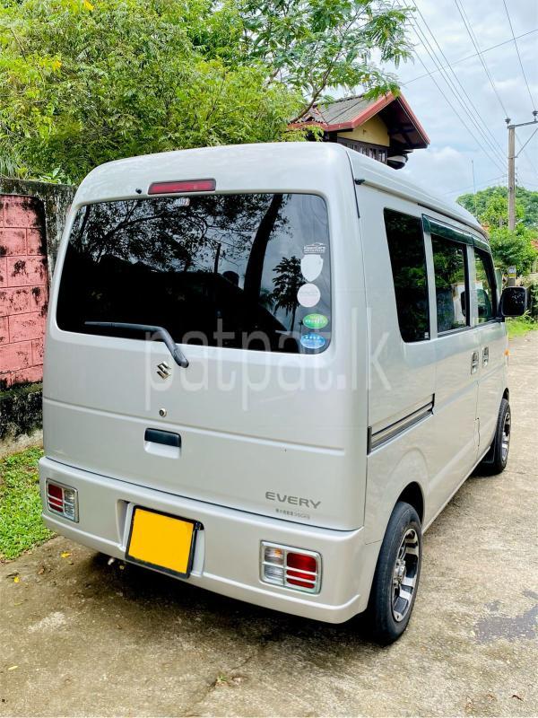 Advertisement image 6