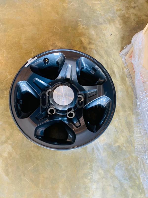 16 SIZE ALLOY WHEEL SET 2026 (JAPAN BRAND NEW) (LC76/79,hilux)