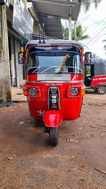 Bajaj 4 stroke 2012 - භාවිතා කරන ලද ත්‍රිරෝද රථය sale in Sri Lanka - patpat.lk