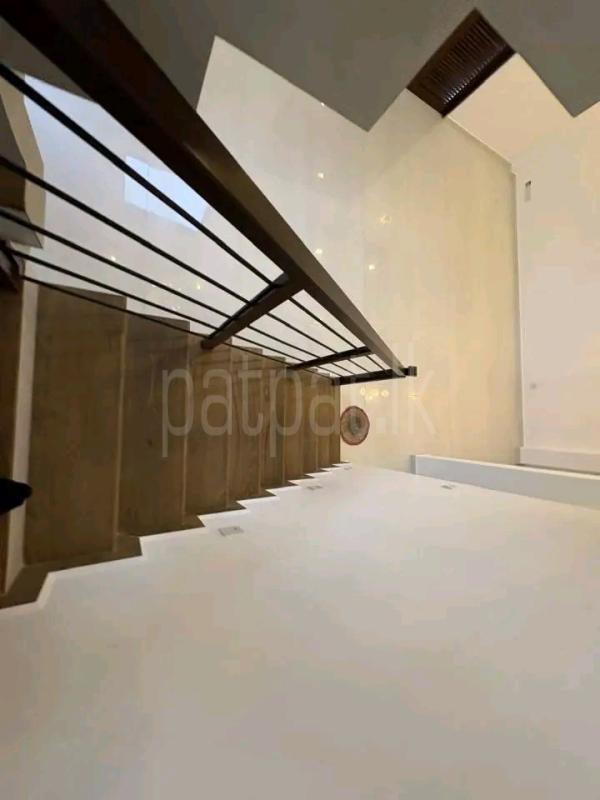 House for Sale in Athurugiriya