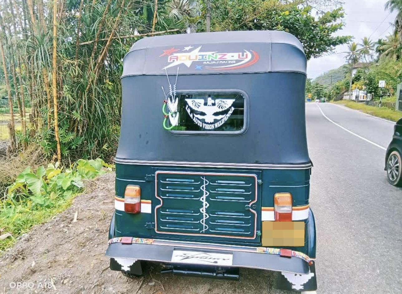 Bajaj 4 stroke 2010 - பயன்படுத்தப்பட்டது முச்சக்கர வண்டி sale in Sri Lanka - patpat.lk