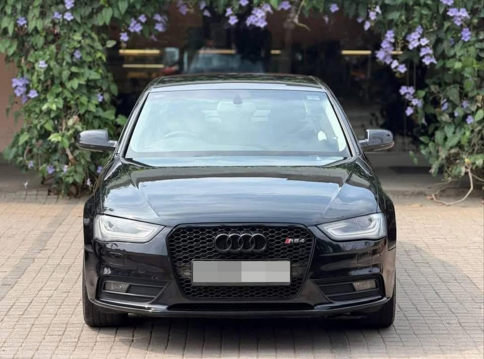 Audi A4 2014 - භාවිතා කරන ලද කාර් sale in Sri Lanka - patpat.lk