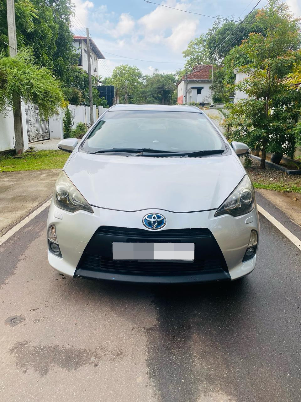 Toyota Aqua 2013 - Used Car sale in Sri Lanka - patpat.lk