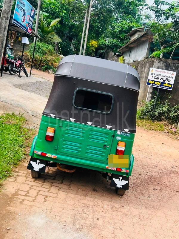 Bajaj Three Wheel 2006 - භාවිතා කරන ලද ත්‍රිරෝද රථය sale in Sri Lanka - patpat.lk