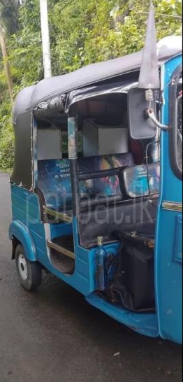 Bajaj 4 stroke 2011 - பயன்படுத்தப்பட்டது முச்சக்கர வண்டி sale in Sri Lanka - patpat.lk