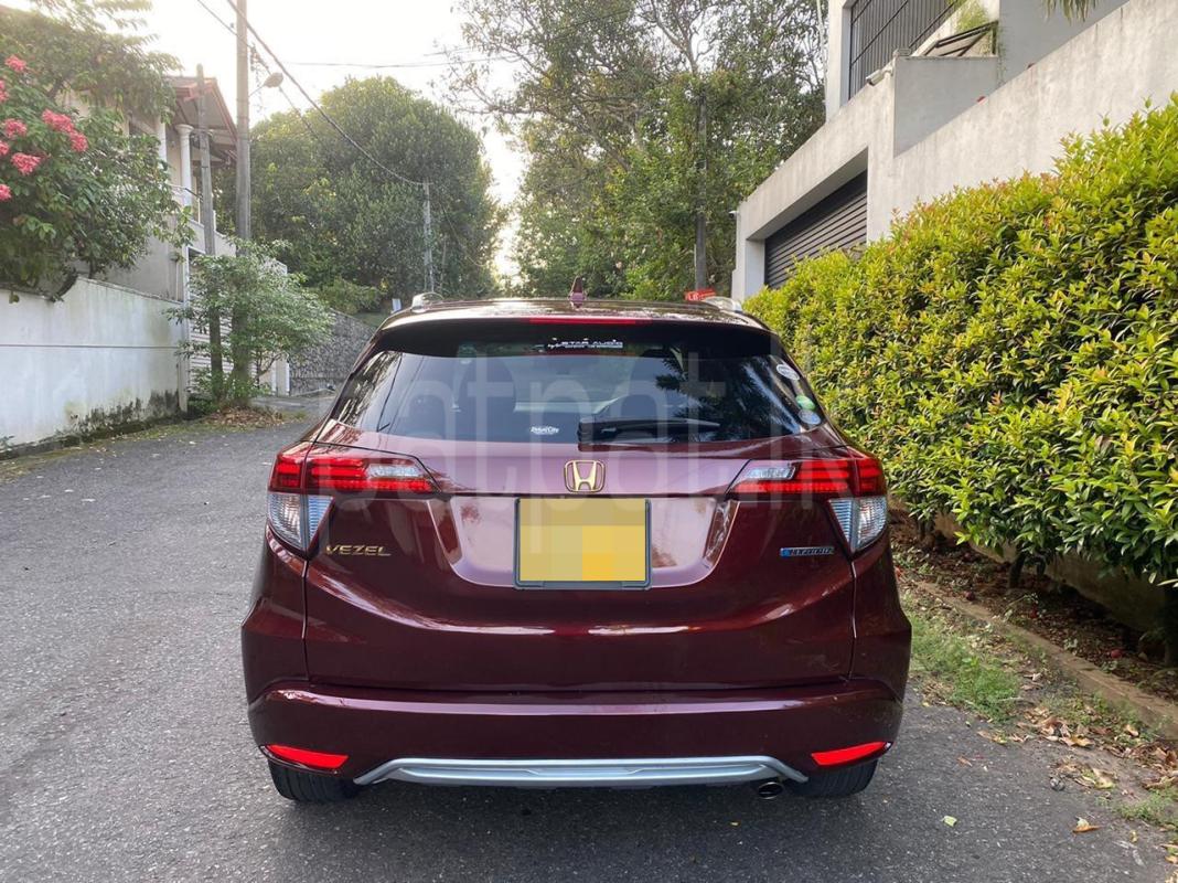Honda Vezel 2014 - பயன்படுத்தப்பட்டது SUV sale in Sri Lanka - patpat.lk