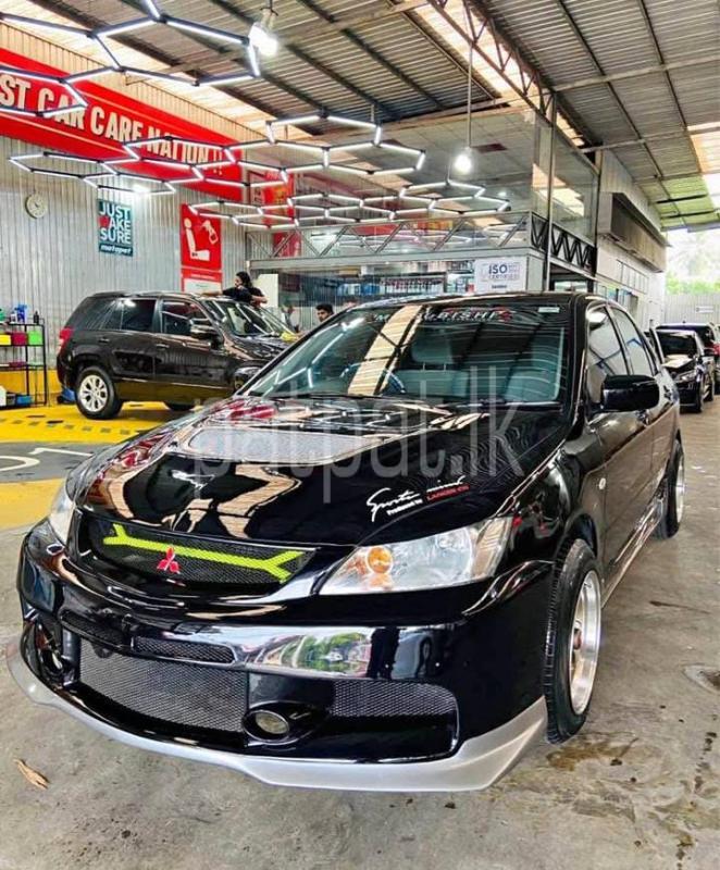 Advertisement image 1